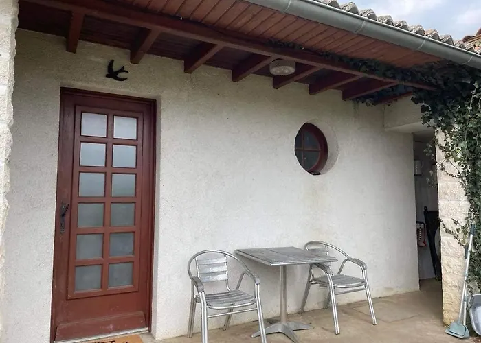 May\'S Cottage